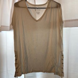 American Eagle white T-shirt